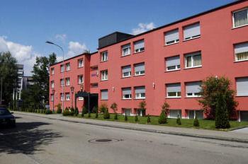 Apartment Swiss Star Zurich Airport - Self Check-in *