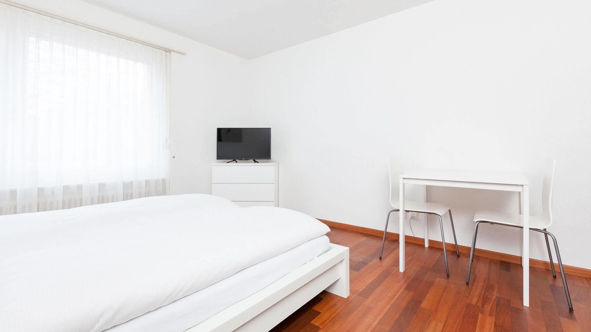 Appartement Swiss Star Zurich Airport - Self Check-in *